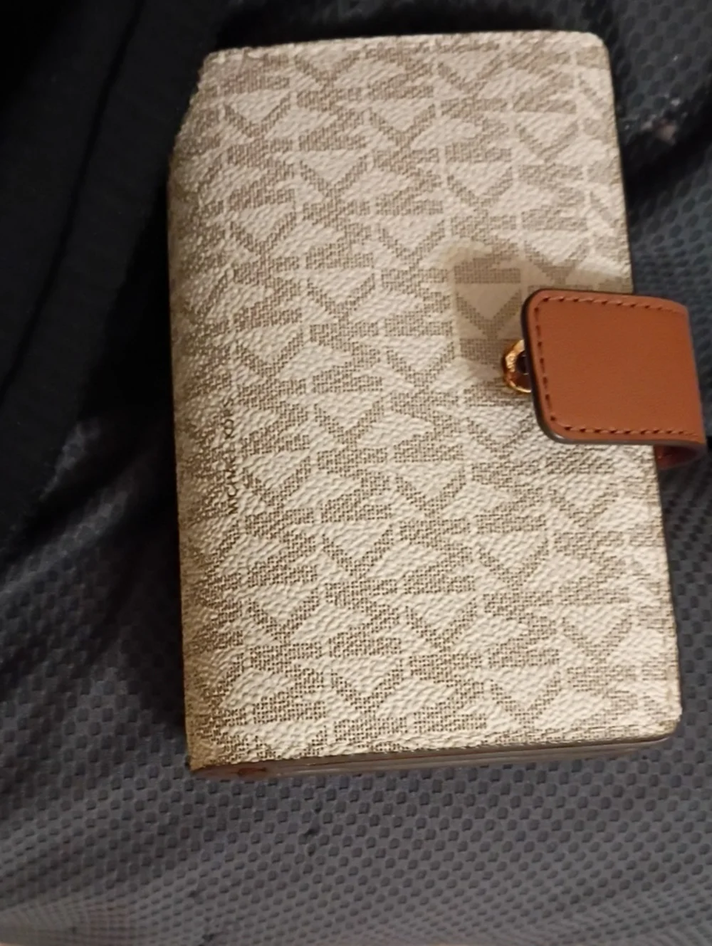 Michael Kors Tan Leather Zip Wallet with Gold Hardware
